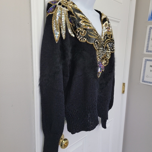 Side Effects Vintage Heavily Sequined Angora Fur Accented Black Sweater Size L - Picture 3 of 14